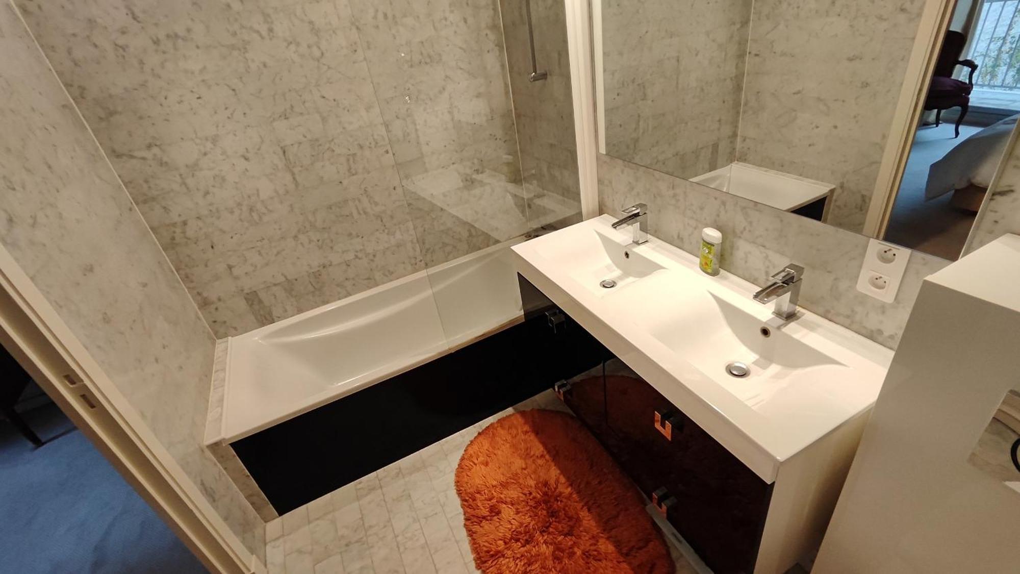 Appartement Avenue Victor Hugo - 16 - 4160 Paris